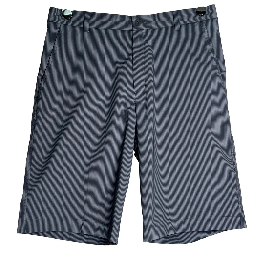 Nike Golf Mens 32 Gray Pinstripe Flat Front Performance Shorts Stretch RN56323